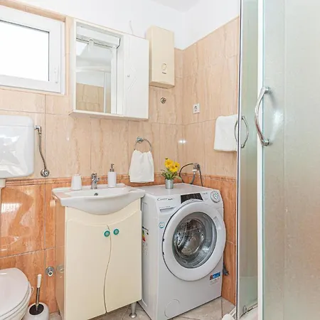 Nice Home In Razanj With Kitchen *