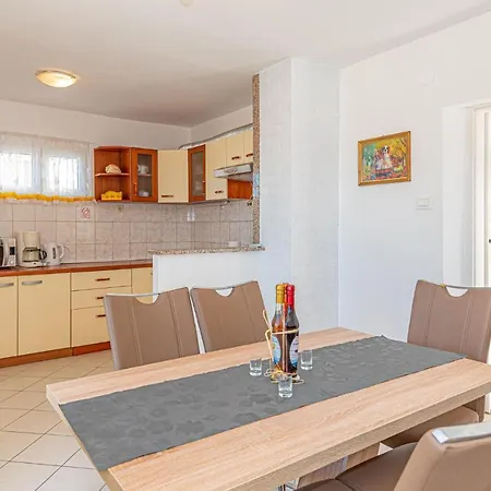 Nice Home In Razanj With Kitchen Ražanj