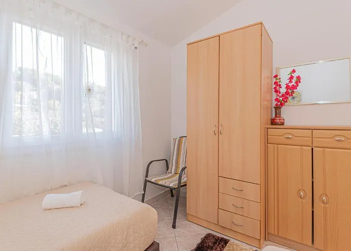 Hébergement de vacances Nice Home In Razanj With Kitchen