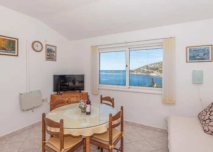 Nice Home In Razanj With Kitchen Ražanj