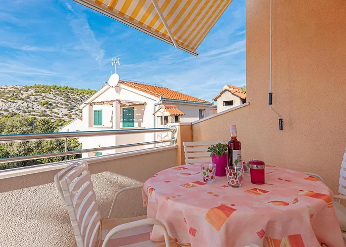 Nice Home In Razanj With Kitchen Hébergement de vacances Ražanj